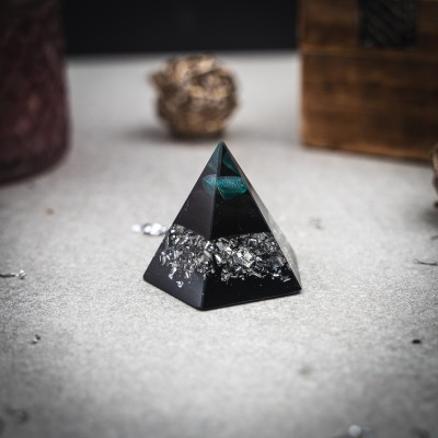 Malahit – Orgonitna Piramida